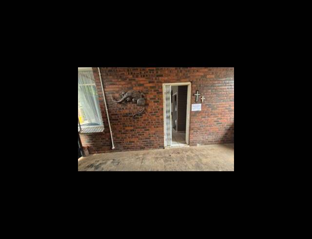 2 BEDROOM TOWNHOUSE FOR SALE IN TILEBA